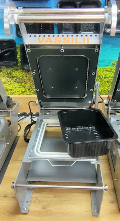 Запайщик лотков VASSILII-Контур c контурной обрезкой пленки (встроенный нож) для контейнера 228х178 